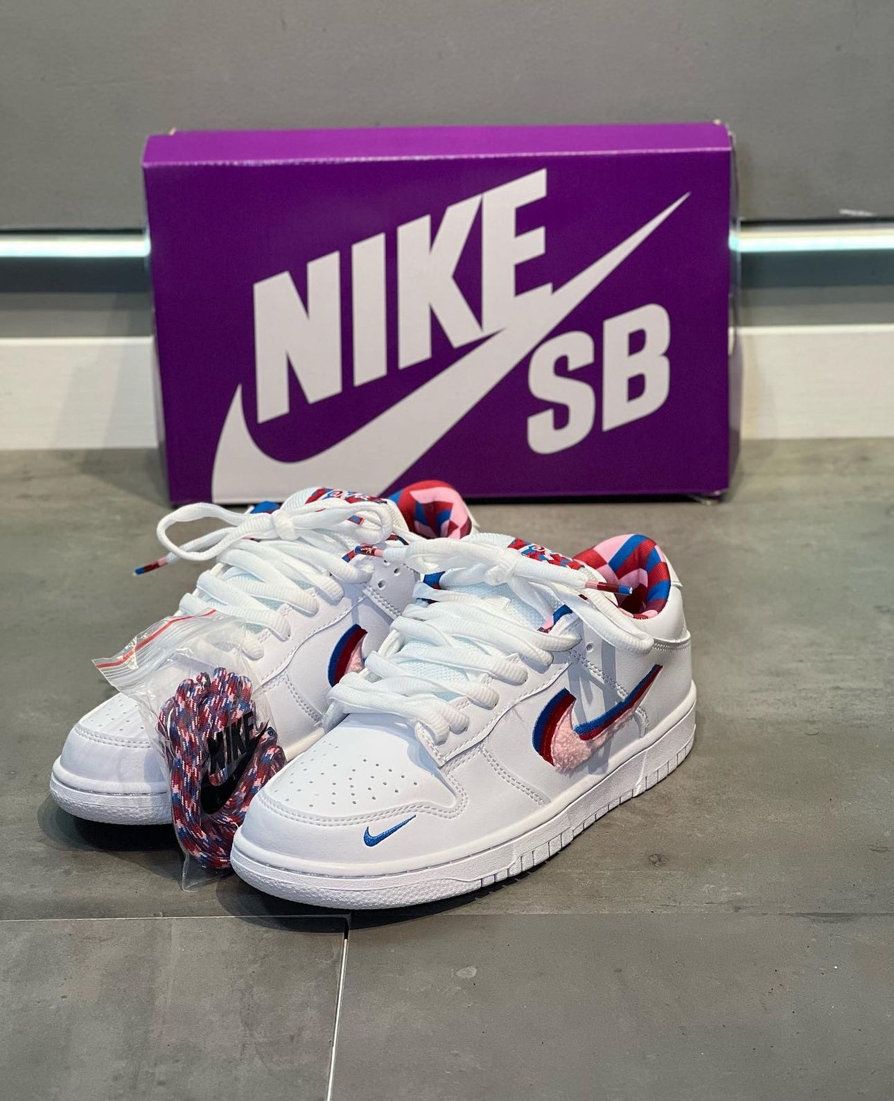 Nike SB Blanco Morado