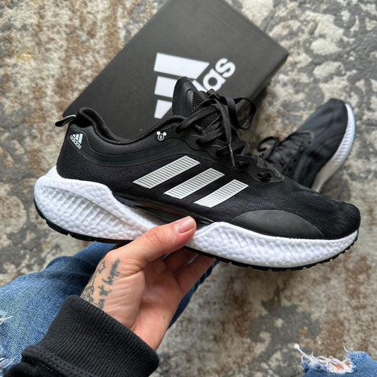 Adidas Ultraboost Negro Blanco 2