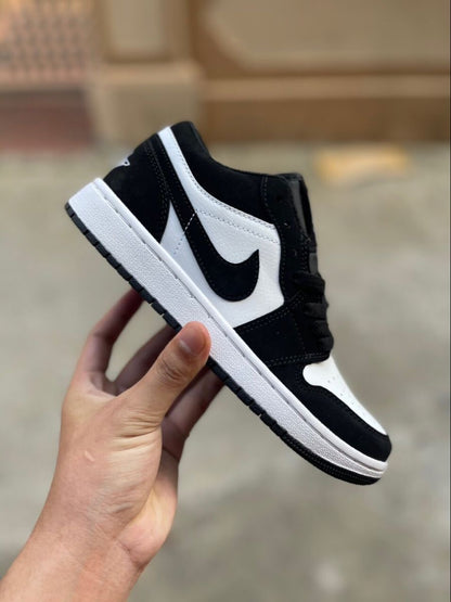 Jordan Retro 1 Low Blanco Negro