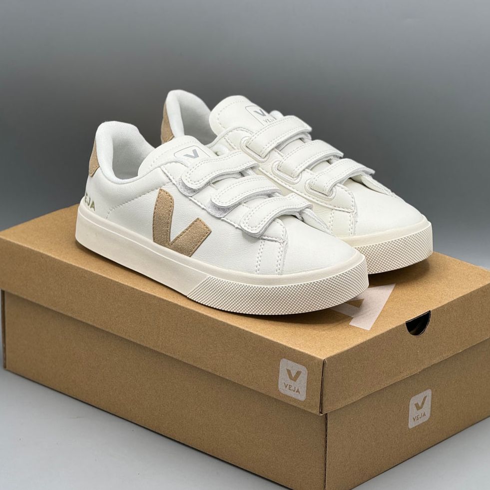 VEJA VELCRO BLANCO MOSTAZA