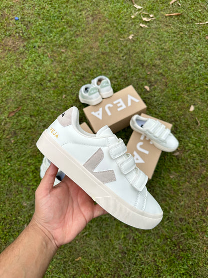 VEJA VELCRO BLANCO GRIS