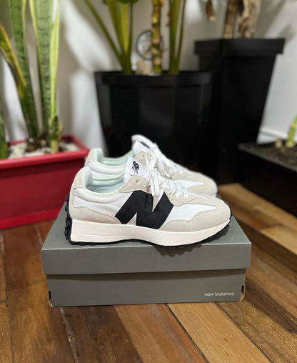 New Balance 327 Logo