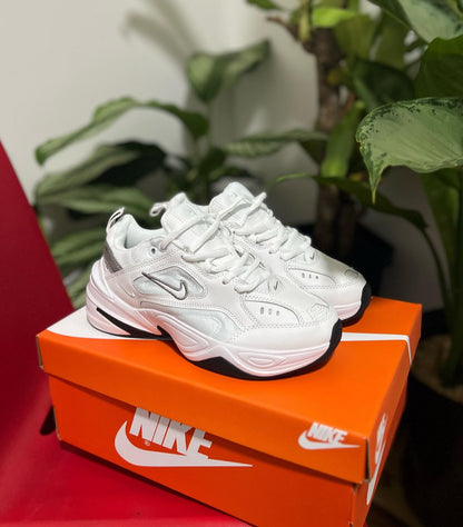 Nike Tekno Blanco