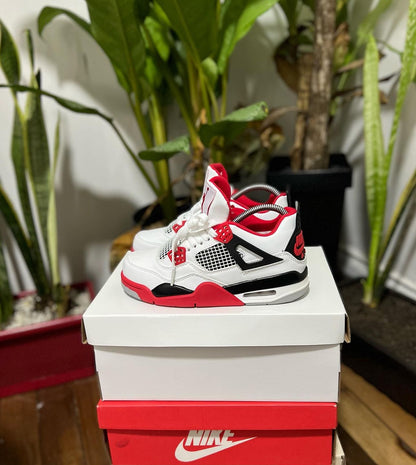 Jordan Retro Blanco N Rojo