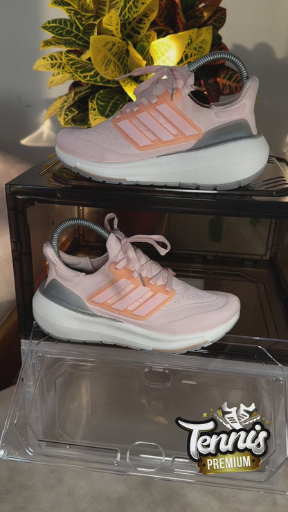 Adidas Ultraboost Light Rosado